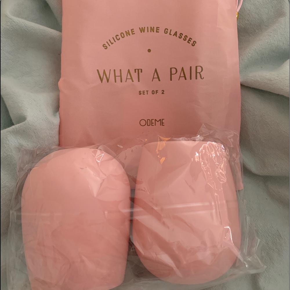 Silicone wine glasses